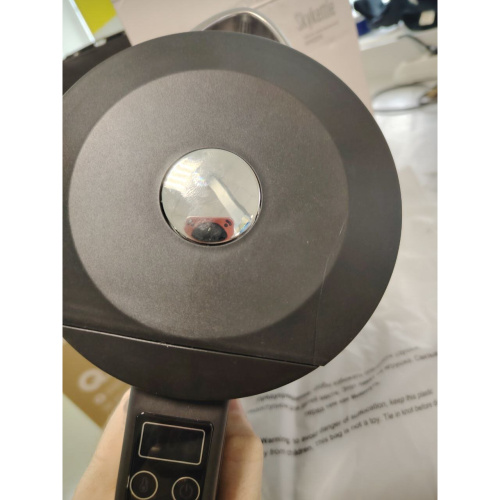УЦ Электрочайник Redmond KM231S SkyKettle черный (плохая упаковка, трещина на пластике крышке, осколки пластика в крышке)