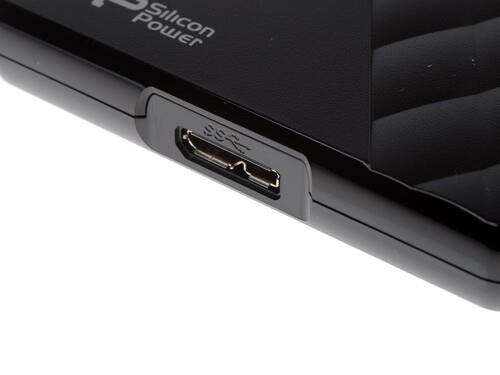 1 ТБ Внешний HDD Silicon Power Diamond D06 [SP010TBPHDD06S3K]