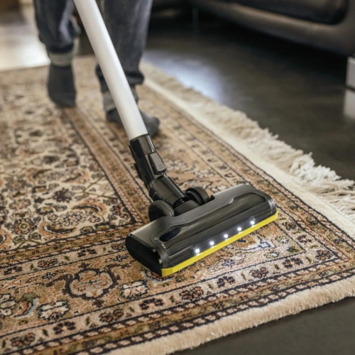 Пылесос ручной Karcher VC 6 Cordless ourFamily белый (1.198-670.0)