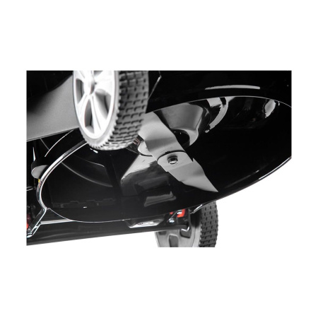 Газонокосилка бензиновая Champion LM 4630