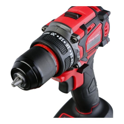 Дрель-шуруповерт Энергомаш ДШ-1845 2x2.0Ач, ЗУ