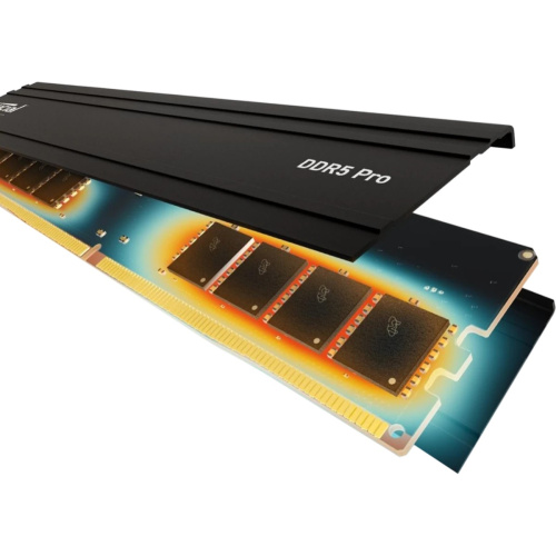 ОЗУ Crucial Pro CP16G56C46U5 16GB DDR5 5600MHz UDIMM Black